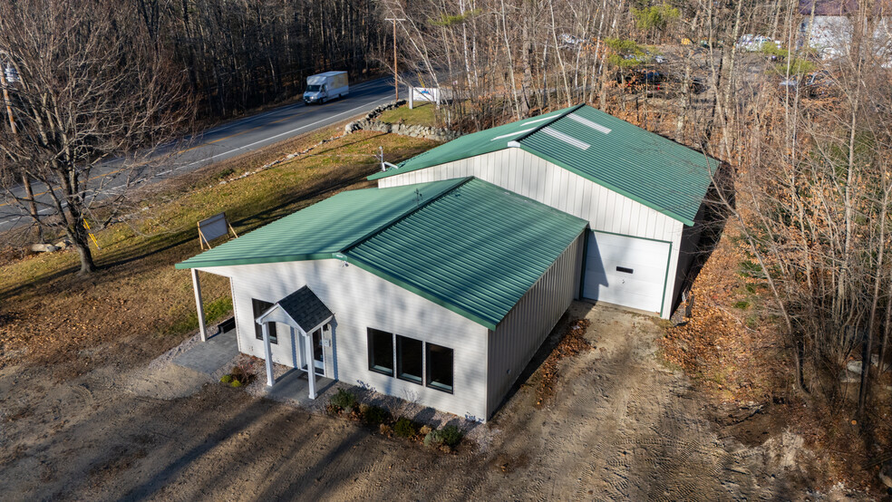 828 Whittier Hwy, Moultonborough, NH for sale - Building Photo - Image 1 of 13