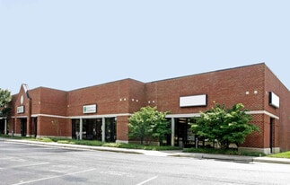 Commerce Center at Kings Charter - Storefront Property