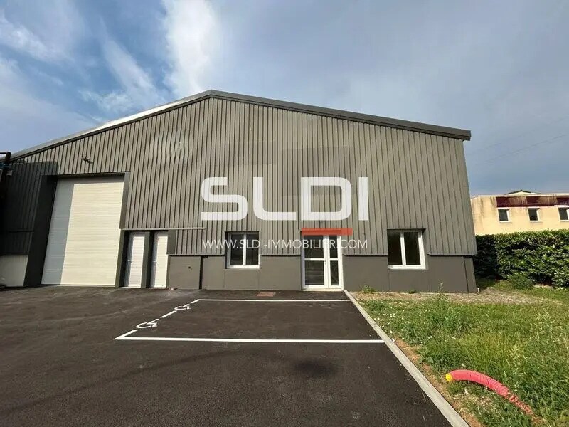 Location Local d'activités 50 m² à 700 m² - Photo 1