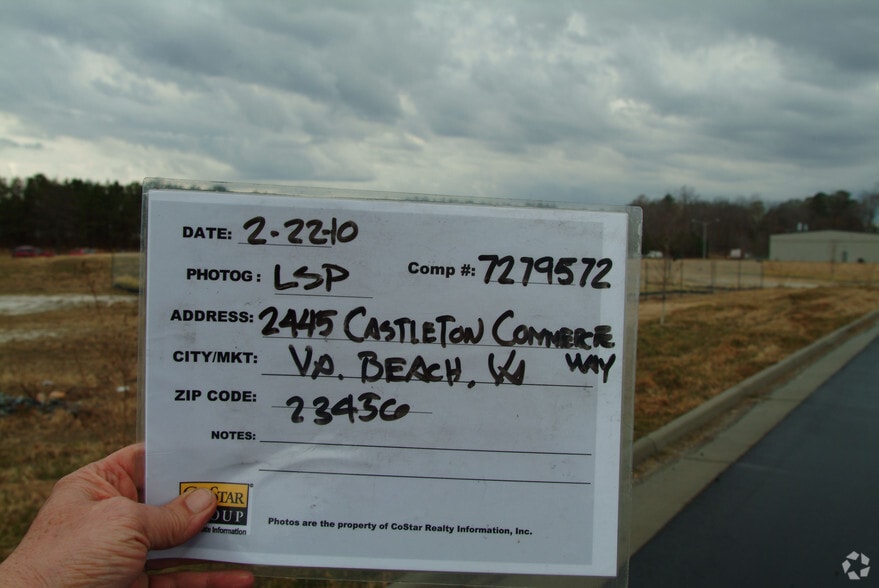 2445 Castleton Commerce Way, Virginia Beach, VA for lease - Building Photo - Image 2 of 7