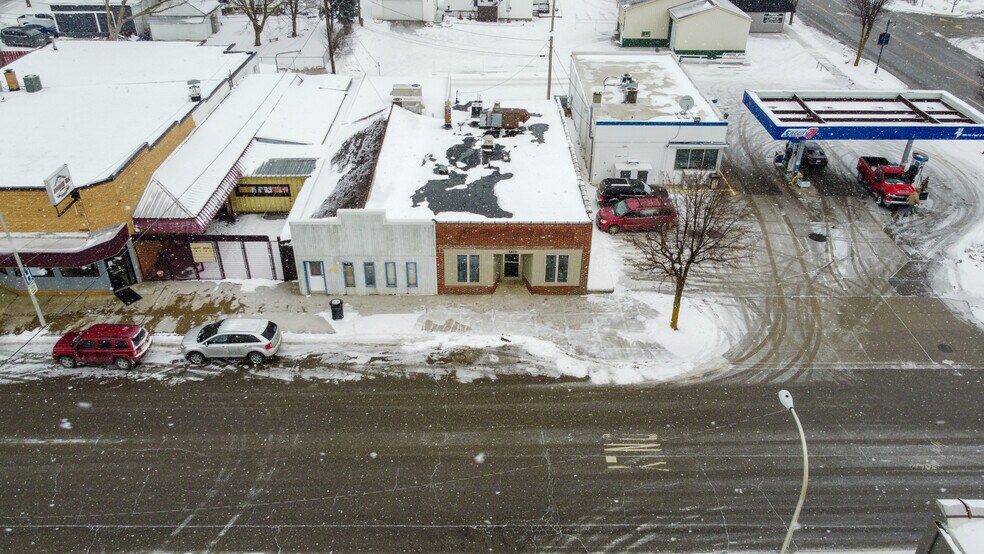 6470 Marlette St, Marlette, MI 48453