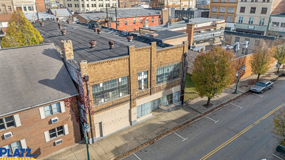 111 W 5th St, East Liverpool, OH for sale - Building Photo - Image 3 of 11