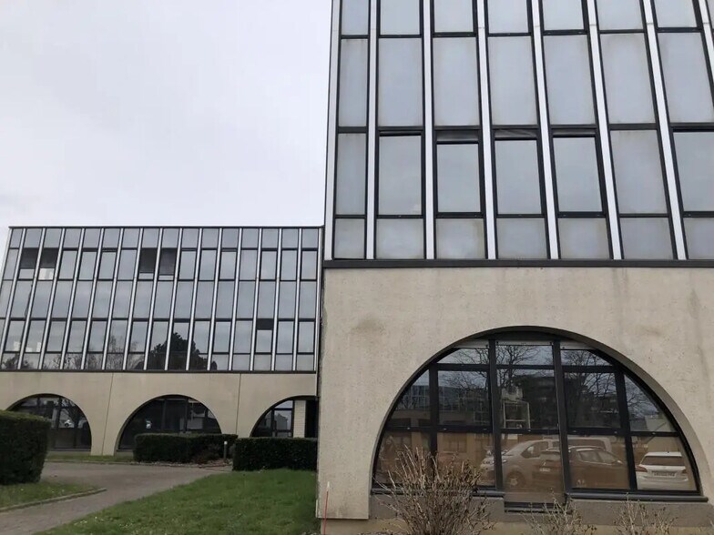 Office in Cesson-Sévigné for lease - Building Photo - Image 2 of 9