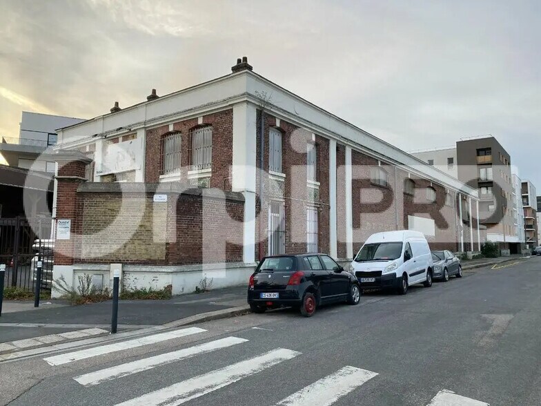 Flex in Le Havre for lease - Building Photo - Image 2 of 11