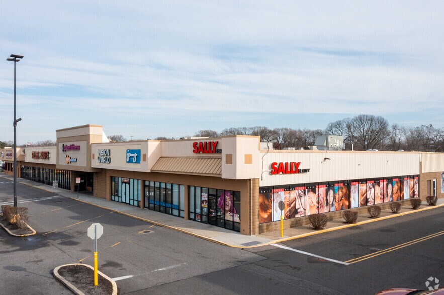 60161 Centereach Mall, Centereach, NY 11720 Centereach Square