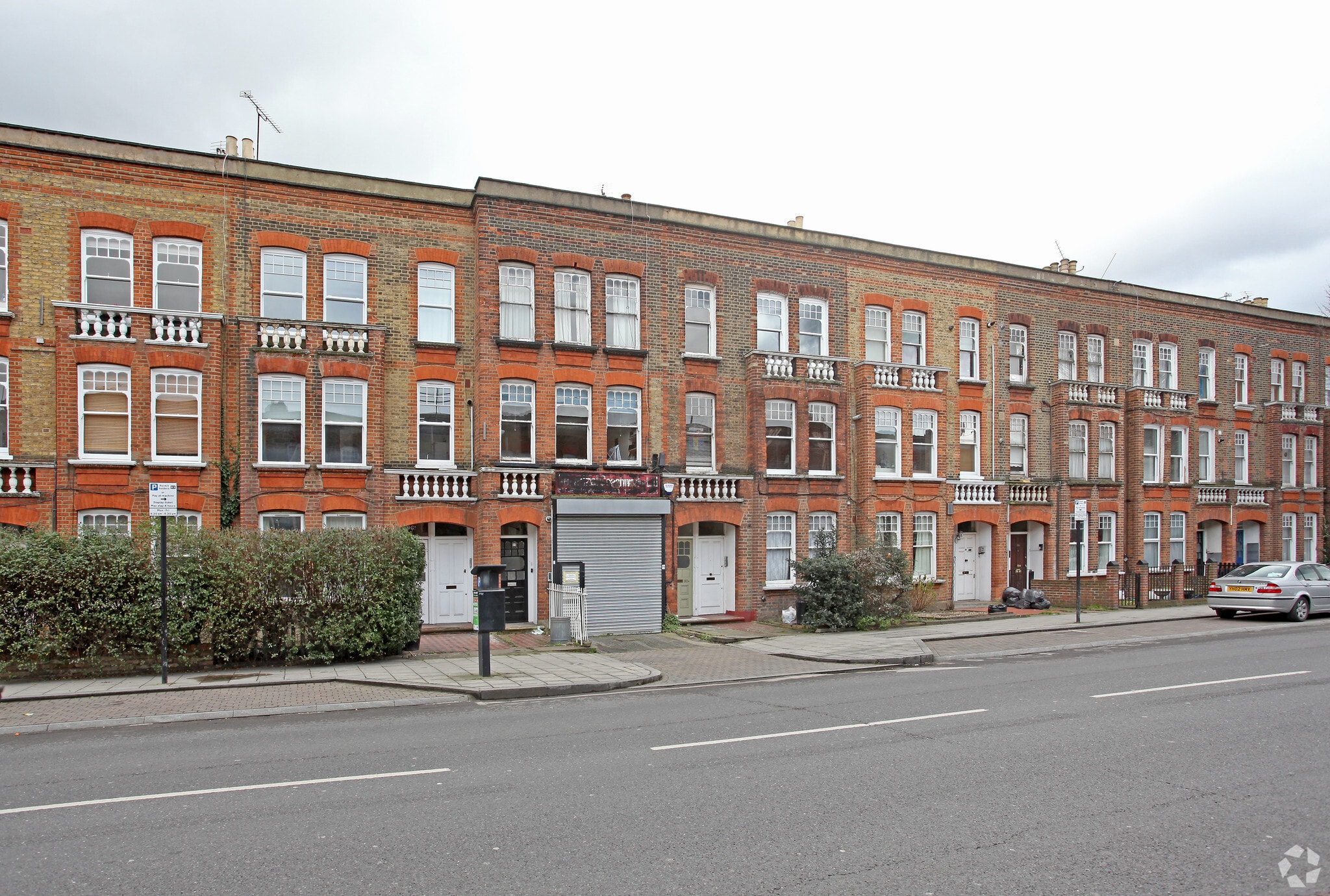 92 Queenstown Rd, London for lease Primary Photo- Image 1 of 6
