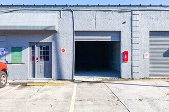 501 S Falkenburg Rd, Tampa, FL for lease Building Photo- Image 2 of 7