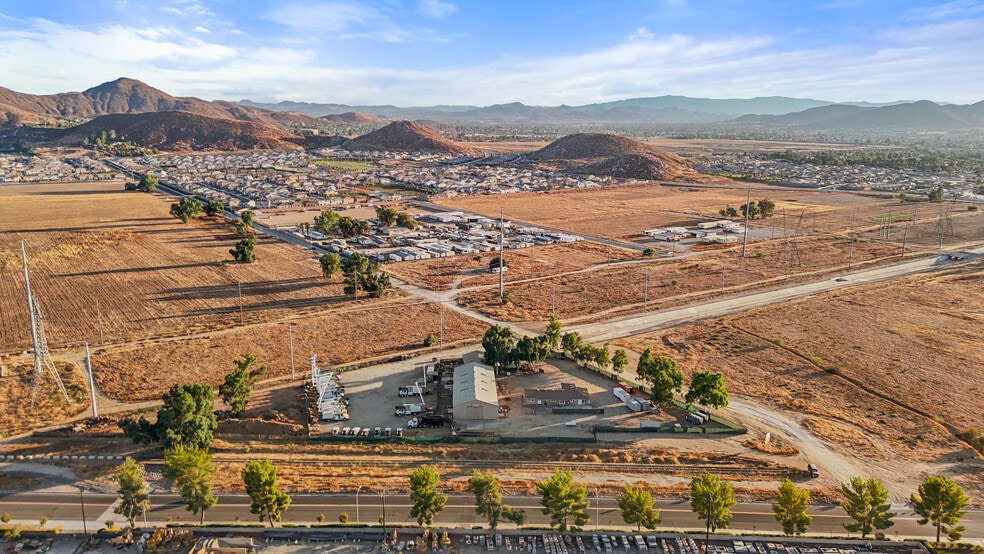 26420 Palomar Rd, Menifee, CA for sale - Building Photo - Image 3 of 10
