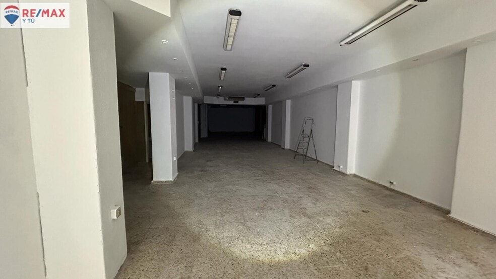 Aranda Conde de, 100, Zaragoza, Zaragoza for lease - Building Photo - Image 1 of 14