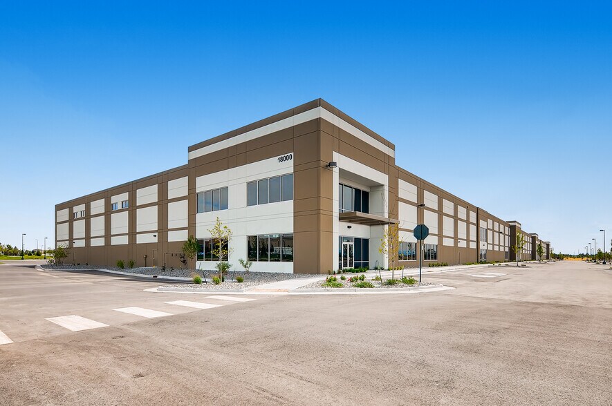 18000 E 40th Ave, Aurora, CO for sale - Building Photo - Image 1 of 1
