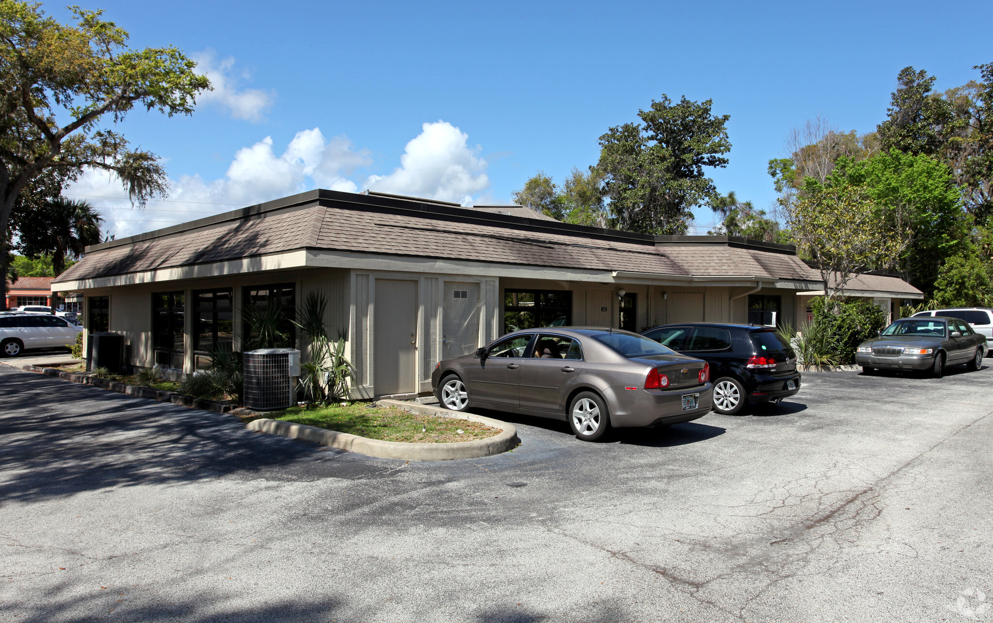 106 N Old Kings Rd, Ormond Beach, FL for sale Primary Photo- Image 1 of 1