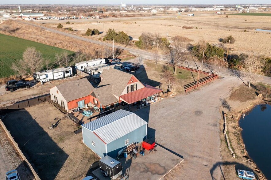 3808 S Manning Rd, El Reno, OK for sale - Building Photo - Image 3 of 17