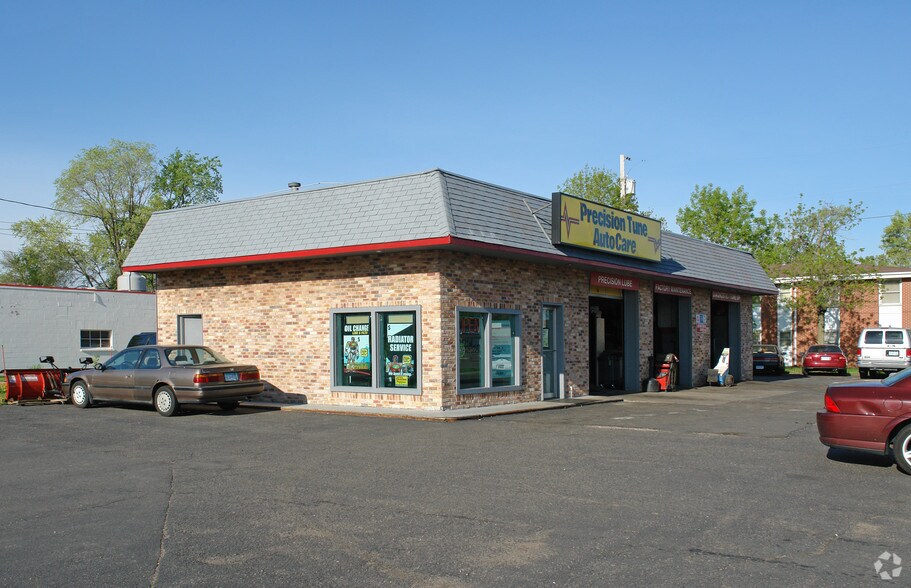 5 W 98th St, Bloomington, MN for sale - Primary Photo - Image 1 of 1