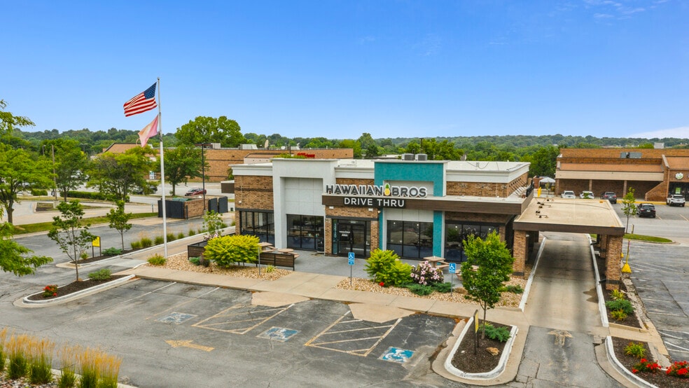 12120 College Blvd, Overland Park, KS for sale - Primary Photo - Image 1 of 9