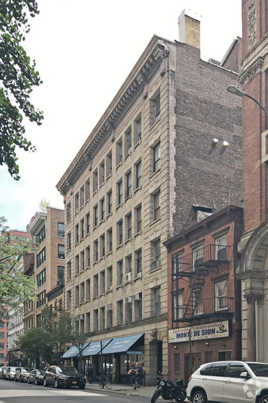 114-118 W 17th St, New York, NY for lease - Primary Photo - Image 2 of 17