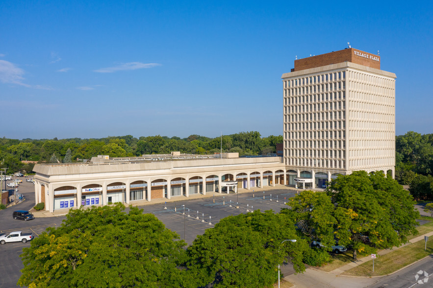 23400 Michigan Ave, Dearborn, MI for sale - Primary Photo - Image 1 of 1