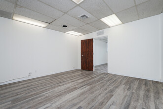 2130 Huntington Dr, South Pasadena, CA for lease Interior Photo- Image 2 of 5