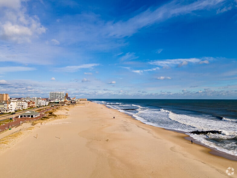 5 Abbott Ave, Ocean Grove, NJ for sale - Building Photo - Image 2 of 5