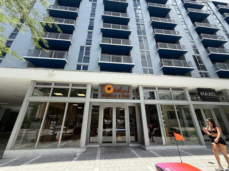178 NE 29th St, Miami, FL for lease - Building Photo - Image 2 of 7
