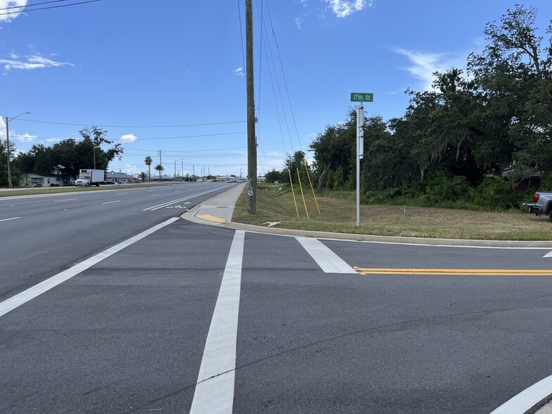 1706 W Tennessee St, Lynn Haven, FL for sale - Primary Photo - Image 1 of 4