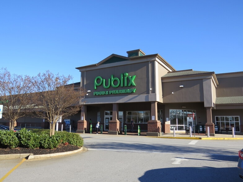 2700 Woodruff Rd, Simpsonville, SC for lease - Building Photo - Image 2 of 9