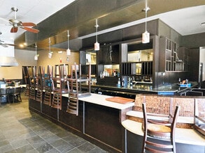 71680 US Highway 111, Rancho Mirage, CA for lease Interior Photo- Image 1 of 10