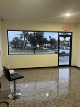 923 49th St S, Gulfport, FL for lease Interior Photo- Image 1 of 5