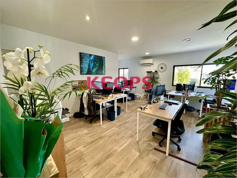 Office in Cugnaux for lease - Interior Photo - Image 3 of 7