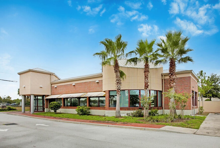 795 Gateway Dr, Altamonte Springs, FL for lease - Building Photo - Image 2 of 3