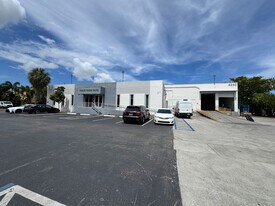 6250 NW 27th Way, Fort Lauderdale FL - Warehouse