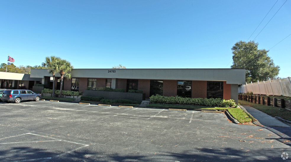 24703 US Hwy 19 N, Clearwater, FL for lease - Primary Photo - Image 1 of 32