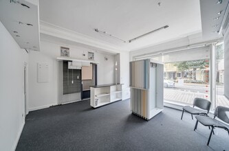 71A Southgate, Sleaford for lease Interior Photo- Image 2 of 3