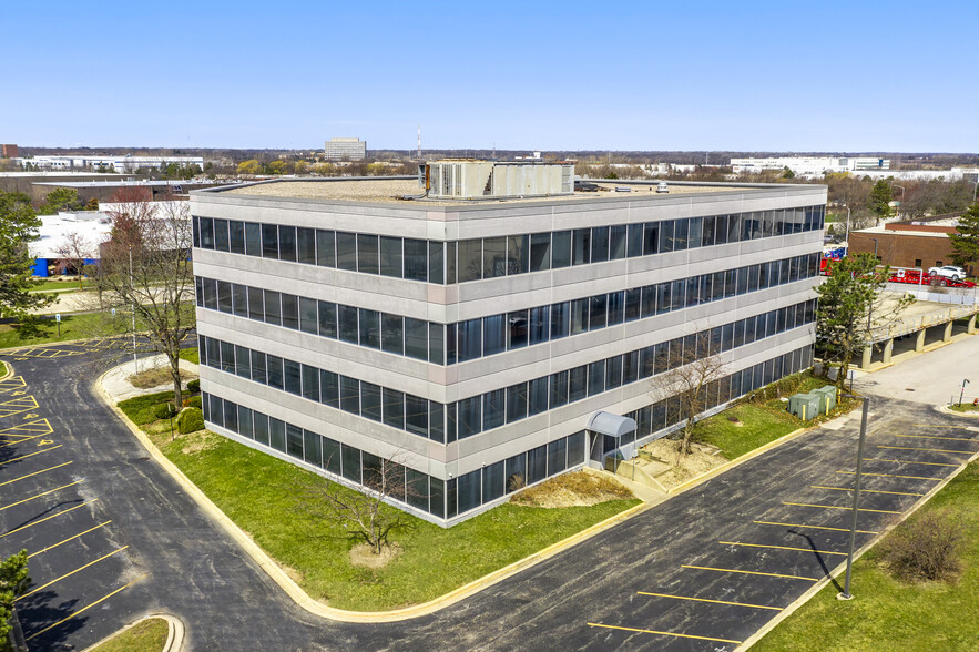 1301 Basswood Rd, Schaumburg, IL for sale - Building Photo - Image 3 of 38