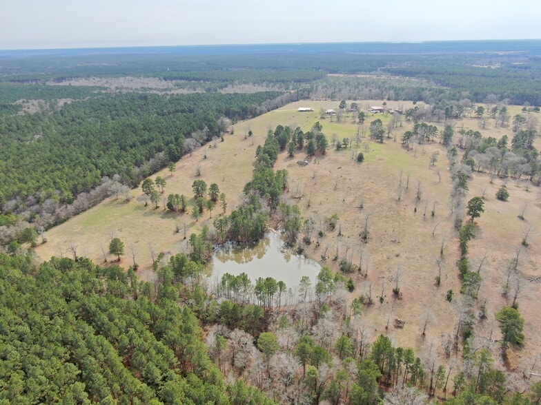 565 Dodge Oakhurst Rd, Huntsville, TX for sale - Building Photo - Image 2 of 4