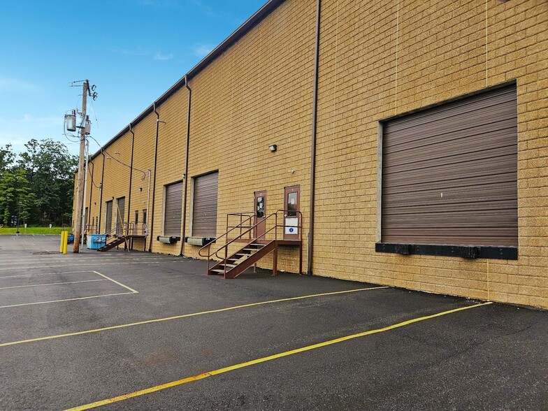 105 W Dewey Ave, Wharton, NJ for lease - Building Photo - Image 3 of 8