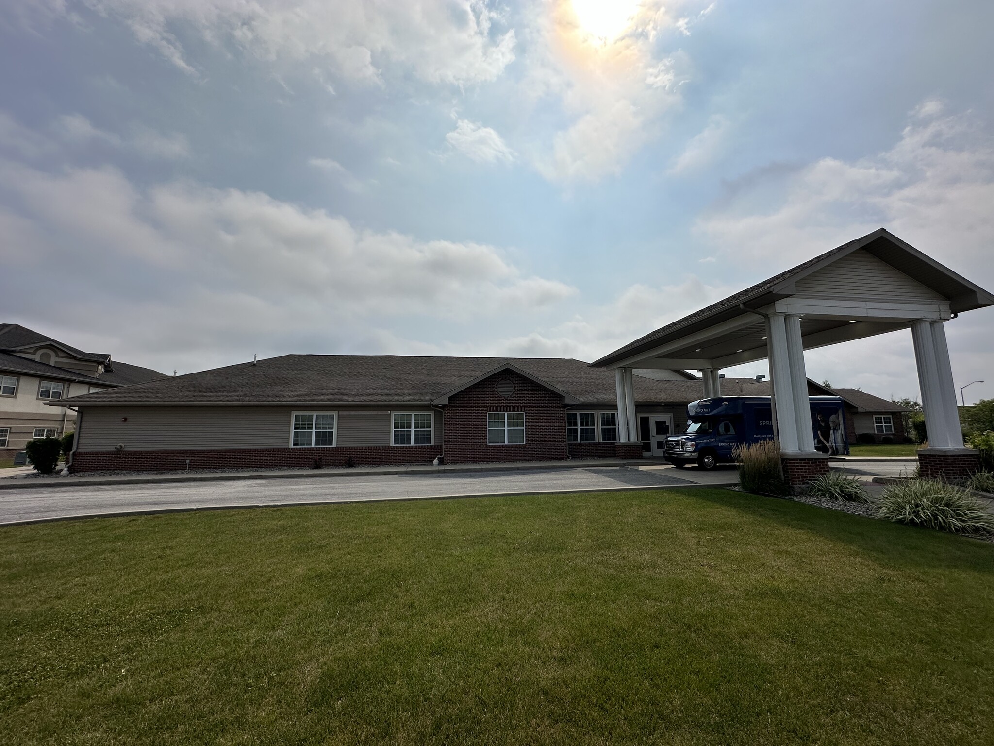 300-330 W 89th St, Merrillville, IN for lease Building Photo- Image 1 of 9