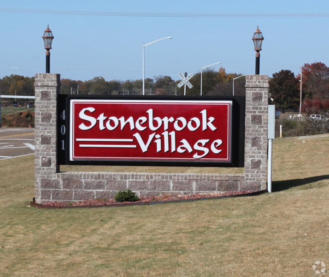 401 Cox Blvd, Sheffield, AL 35660