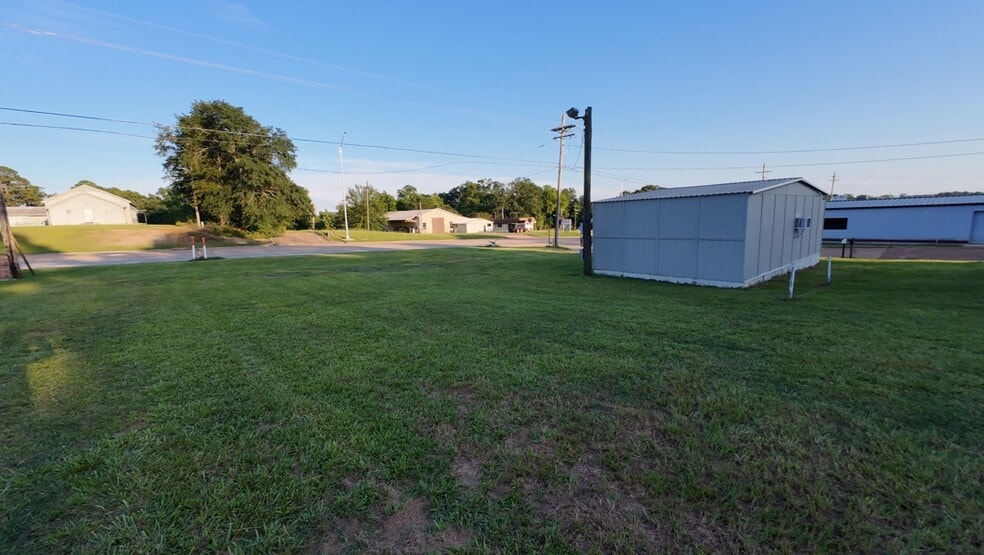 1101 US-59, Queen City, TX for sale - Building Photo - Image 3 of 8