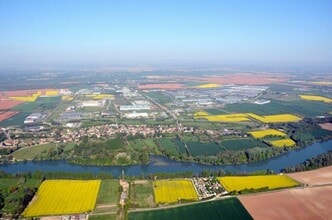 Saint-Vulbas - Aerial map view