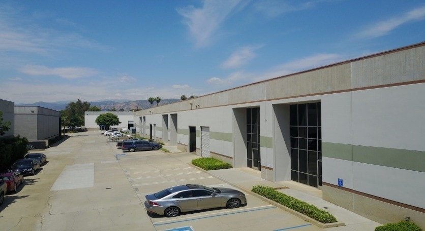 834 W Cienega Ave, San Dimas, CA for lease - Primary Photo - Image 1 of 7