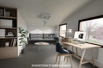 Office in Sainte-Geneviève-des-Bois for lease Building Photo- Image 1 of 4