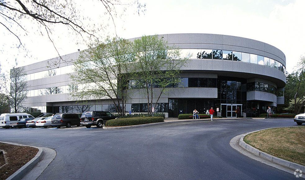 601 Professional Dr, Lawrenceville, GA for lease - Building Photo - Image 2 of 11