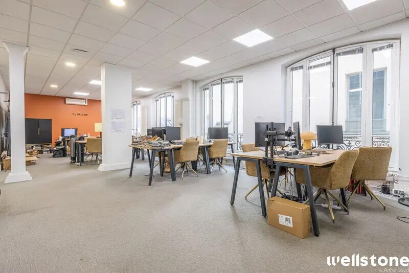 142 Rue Montmartre, Paris for lease Interior Photo- Image 1 of 15