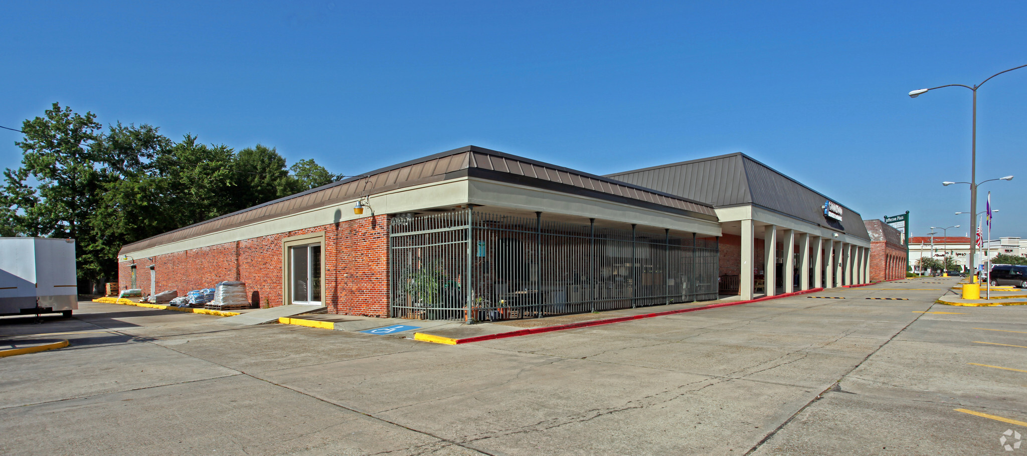 7539-7543 Jefferson Hwy, Baton Rouge, LA for sale Primary Photo- Image 1 of 1