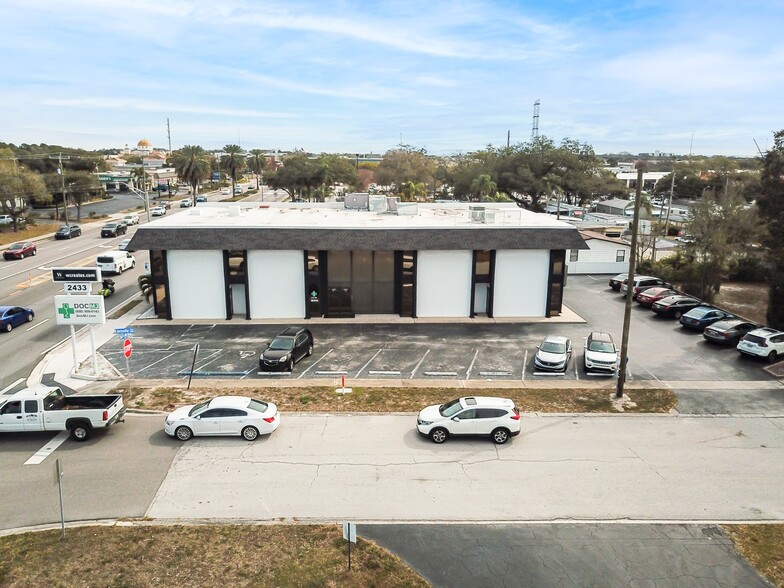 2433 Gulf To Bay Blvd, Clearwater, FL for lease - Building Photo - Image 3 of 51