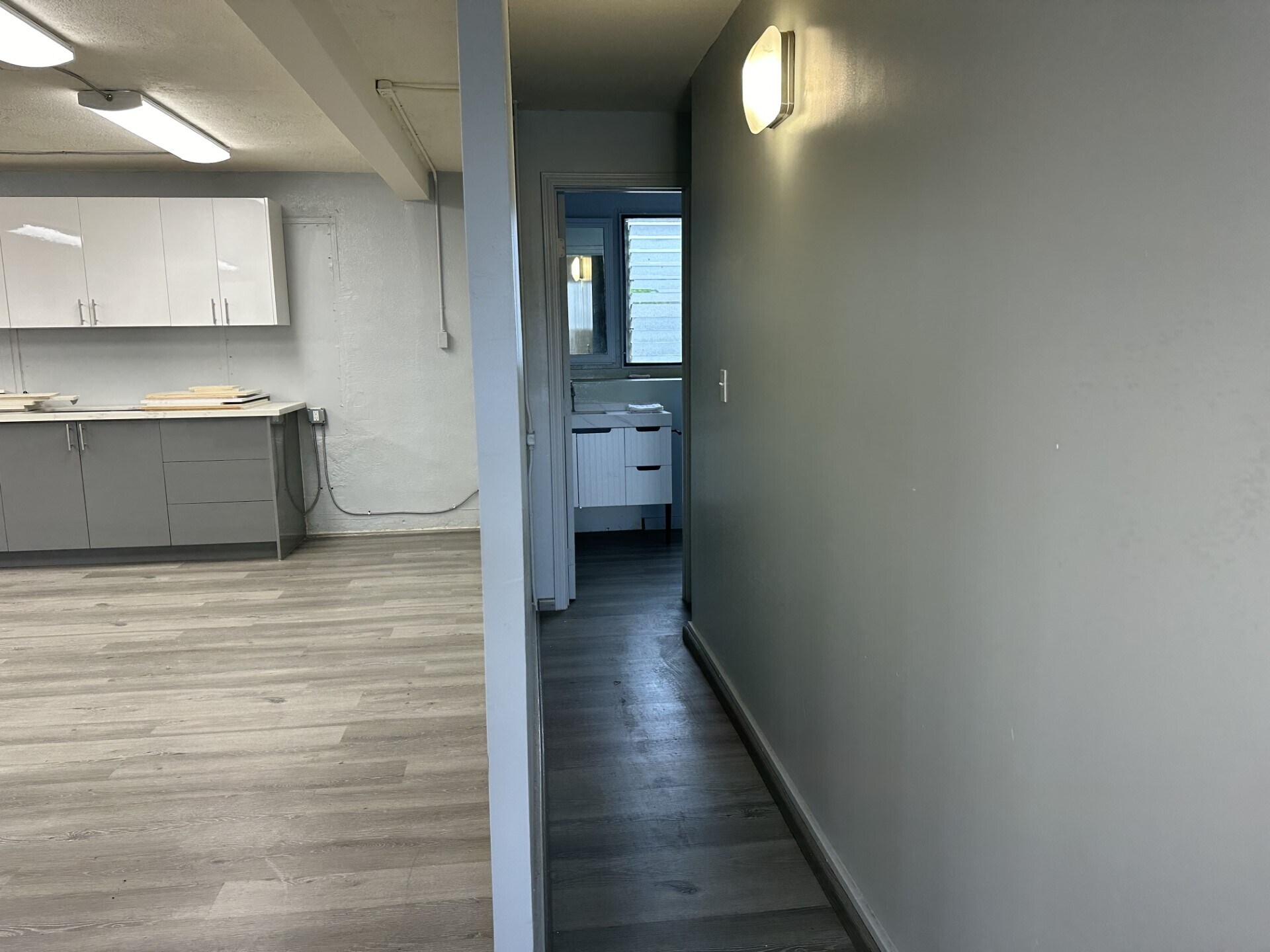 2130 N King St, Honolulu, HI 96819 Kalihi Business Center/3 MO FREE BASE RENT
