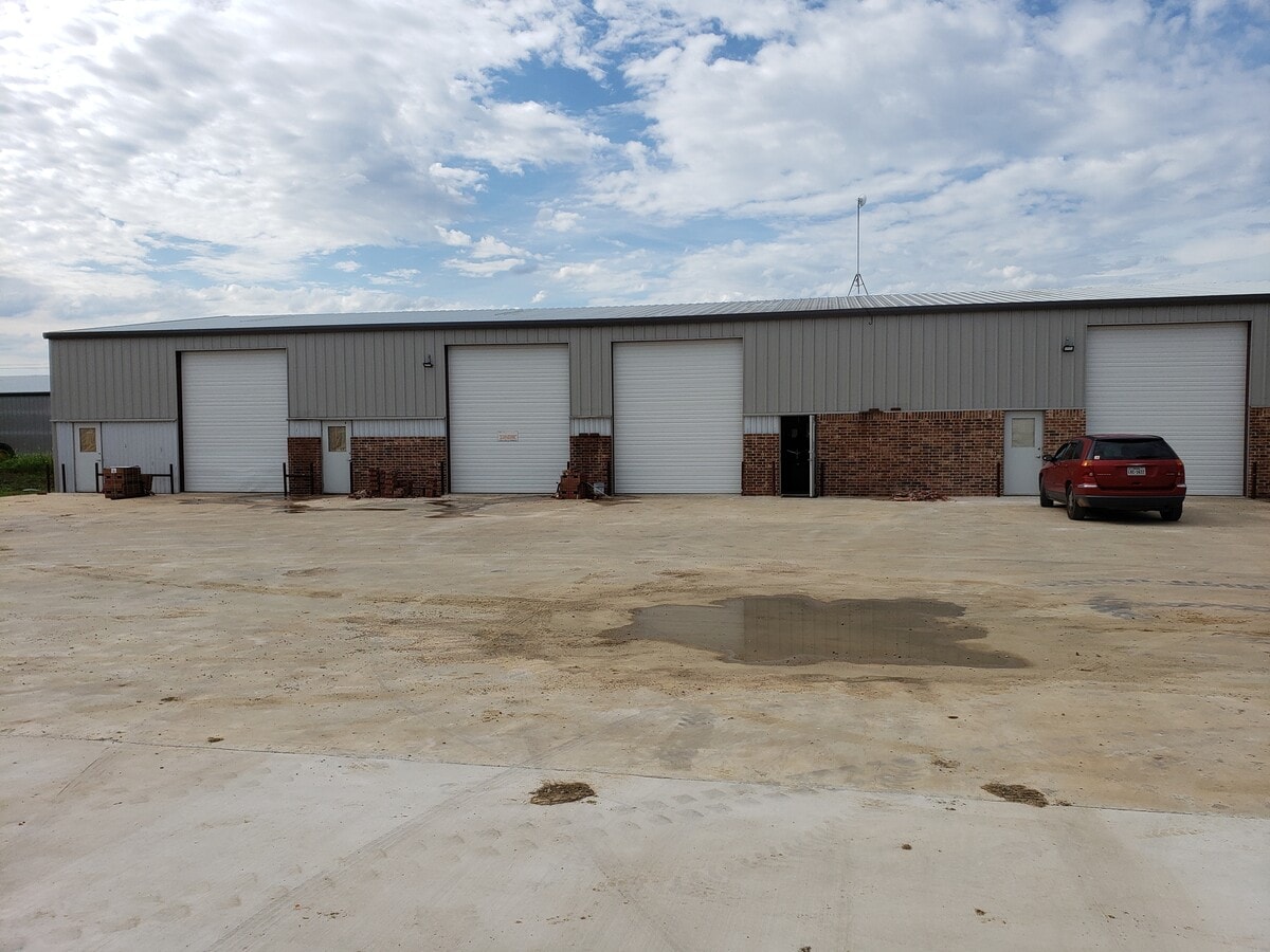 12313 E FM 917, Alvarado, TX 76009