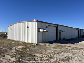 126 Ken Dr, Sherman TX - Warehouse