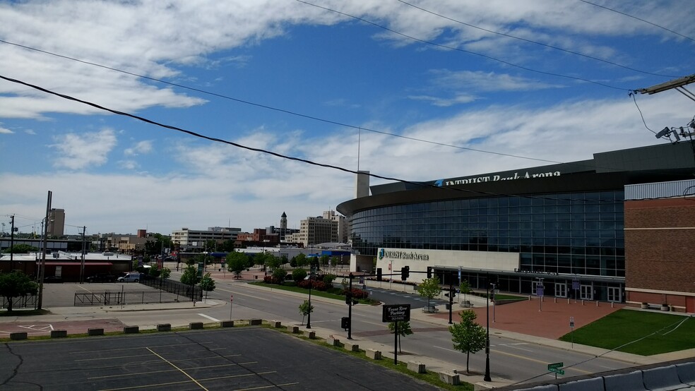 400 S Commerce St, Wichita, KS for lease - Aerial - Image 2 of 9