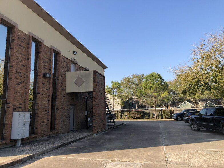 3526 E FM 528, Friendswood, TX for lease - Building Photo - Image 3 of 5